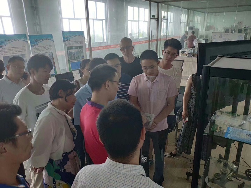 市創業者協會到訪午夜影院福利社