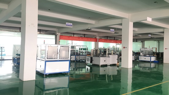 走進午夜影院福利社